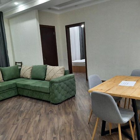Vazi Aparthotel Tbilisi Ngoại thất bức ảnh