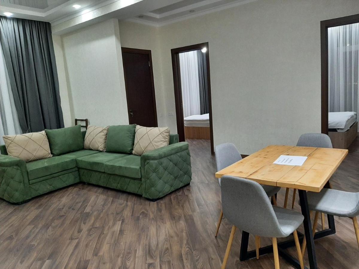 Vazi Aparthotel Tbilisi Ngoại thất bức ảnh