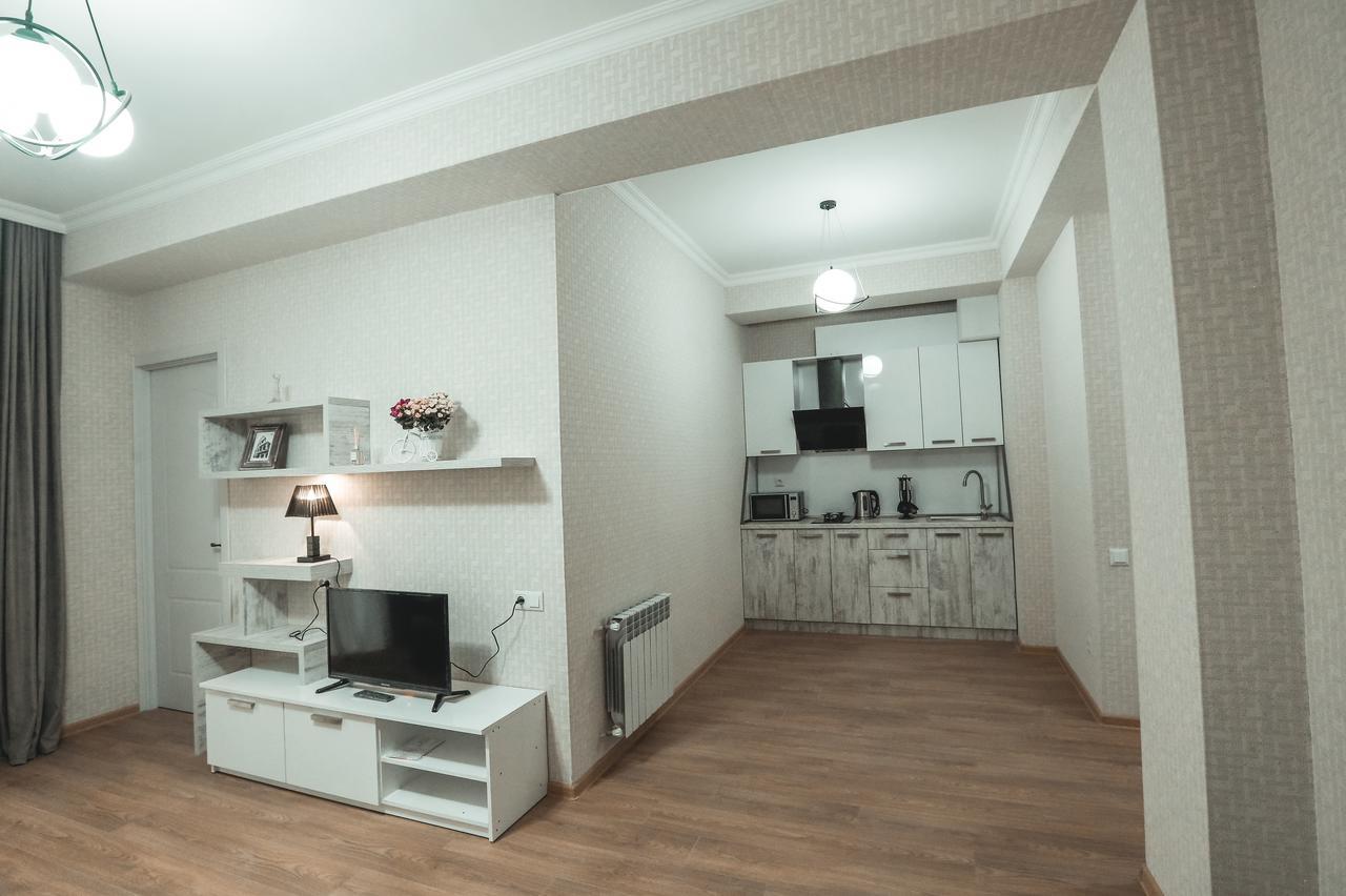 Vazi Aparthotel Tbilisi Ngoại thất bức ảnh