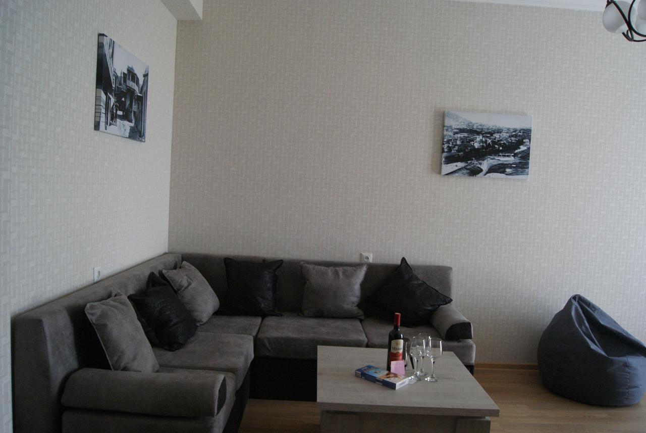 Vazi Aparthotel Tbilisi Ngoại thất bức ảnh