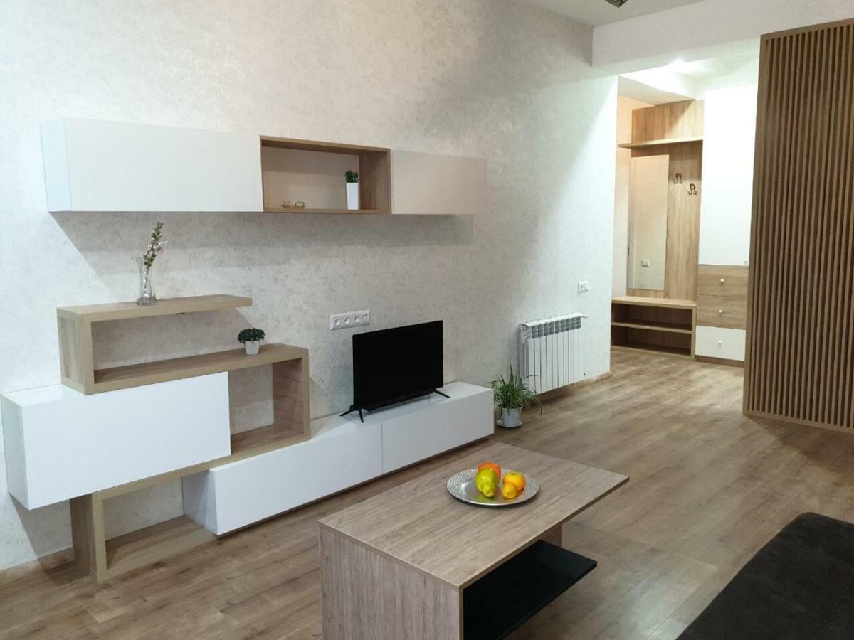 Vazi Aparthotel Tbilisi Ngoại thất bức ảnh