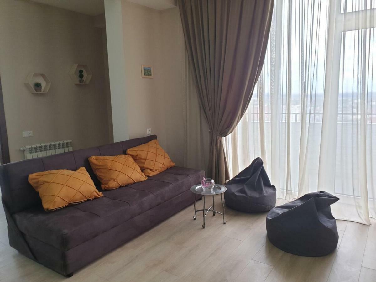 Vazi Aparthotel Tbilisi Ngoại thất bức ảnh