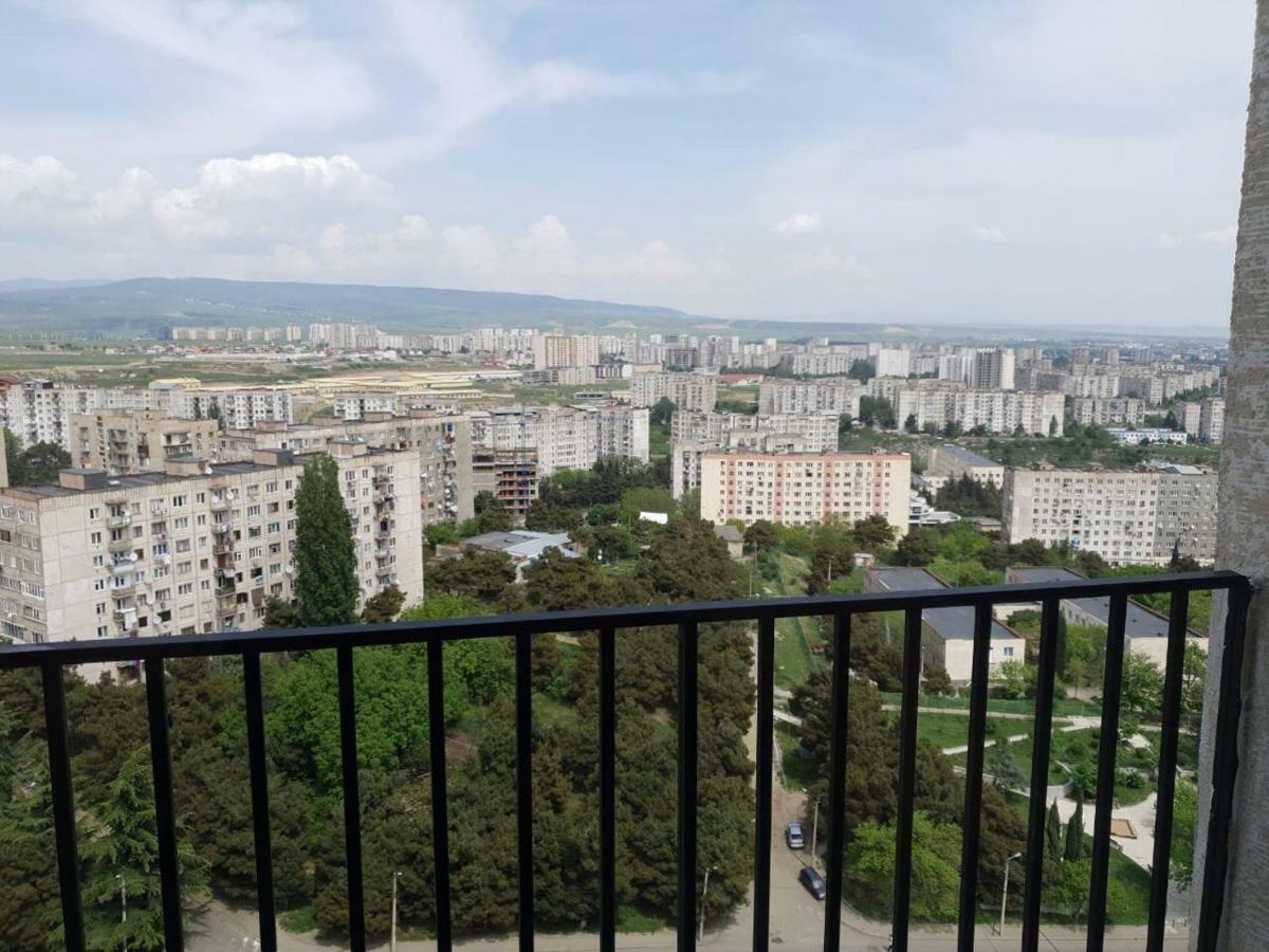 Vazi Aparthotel Tbilisi Ngoại thất bức ảnh